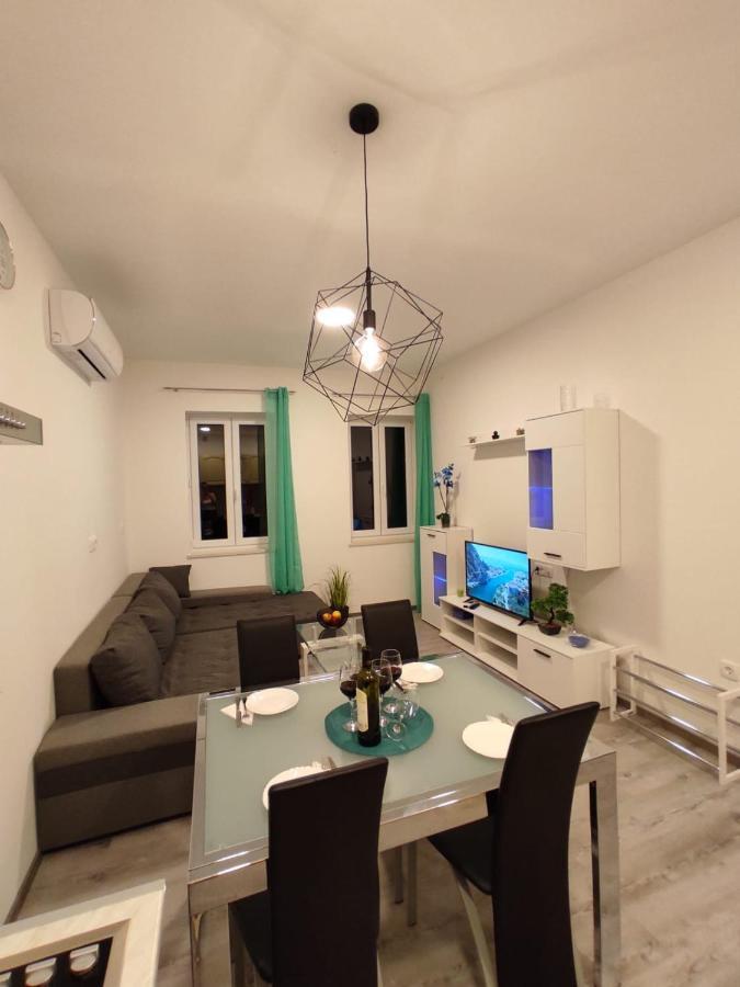 Apartment Ravnice Omiš Extérieur photo