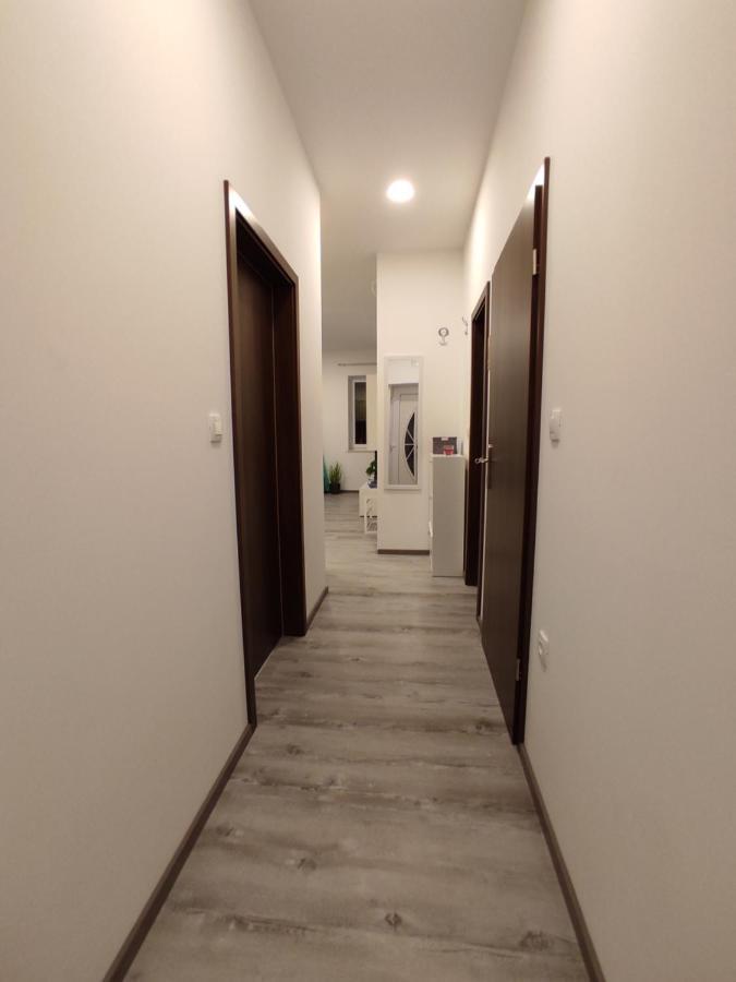 Apartment Ravnice Omiš Extérieur photo